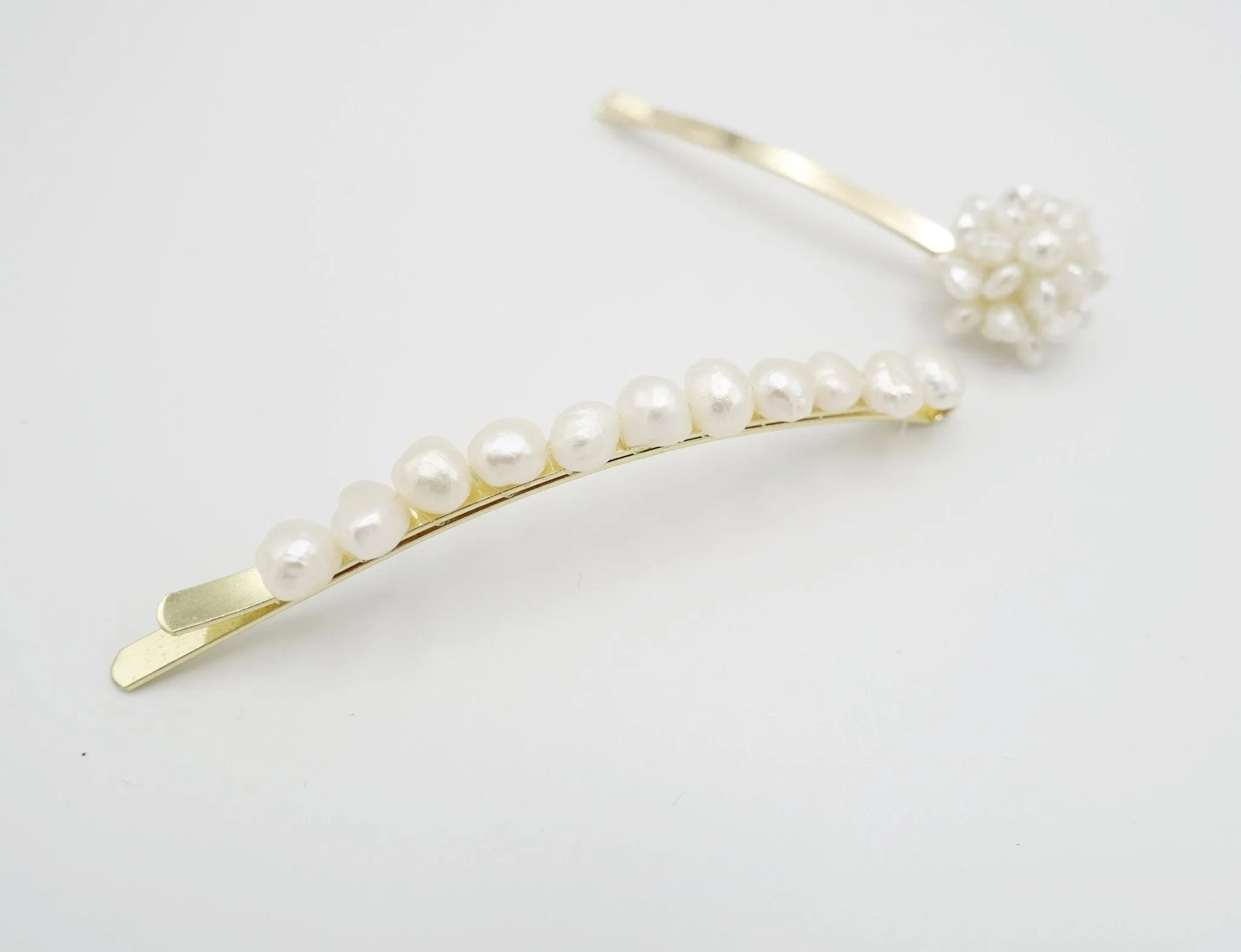 a set of 2 pearl decorated hair clip women hair accessory