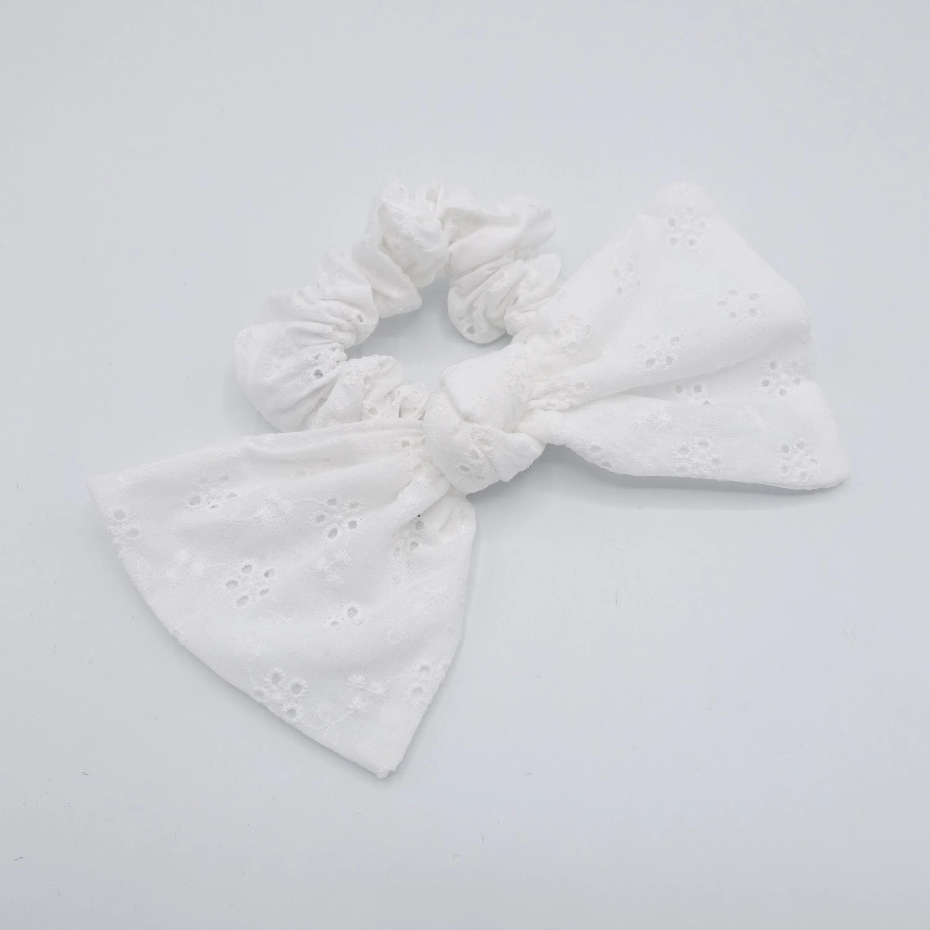 cotton eyelet bow scrunchies