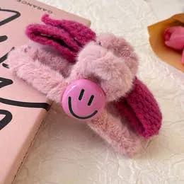 Furry Smiley Face Claw Clip