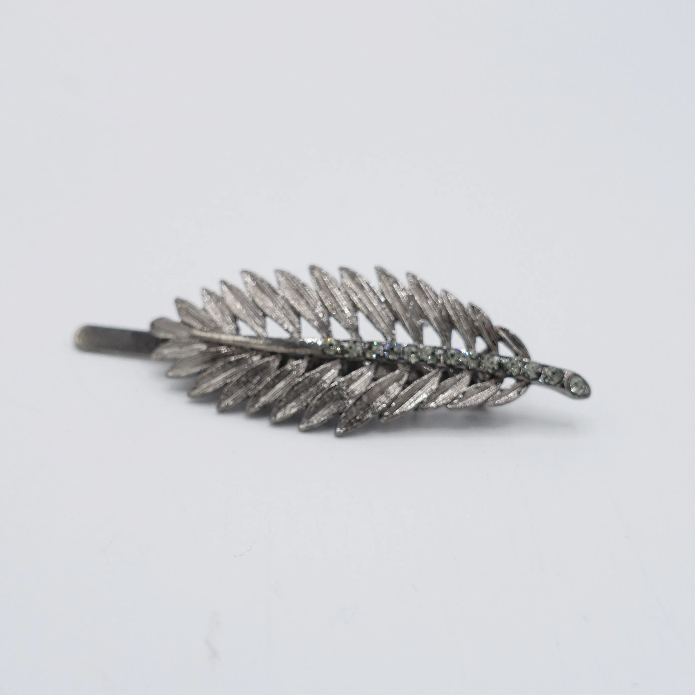 leaf magnetic hair clip