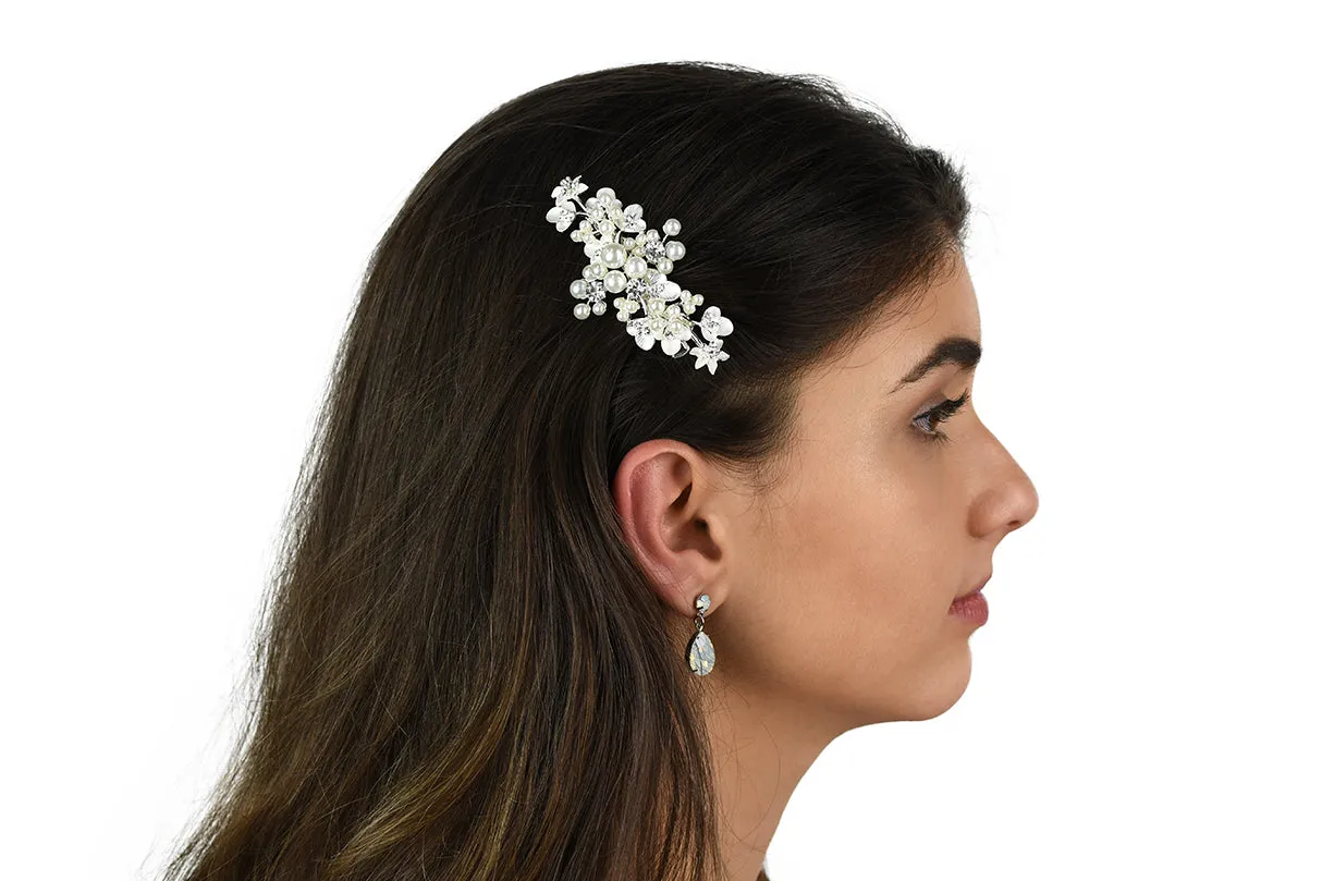 Leah - Dainty Pearl & Crystal Bridal Hair Clip