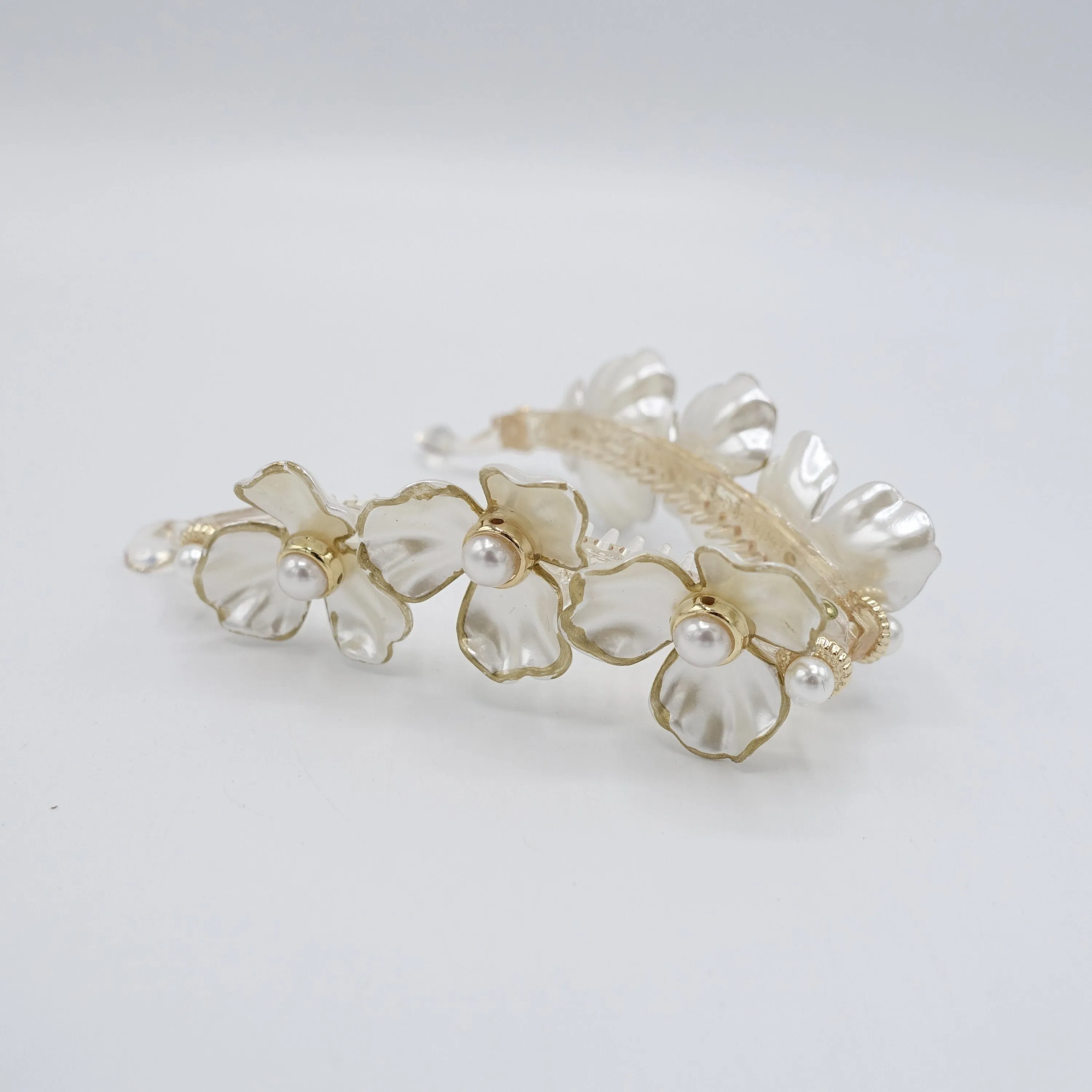 pearl banana hair clip, flower banana clip, elegant hair accessory for women