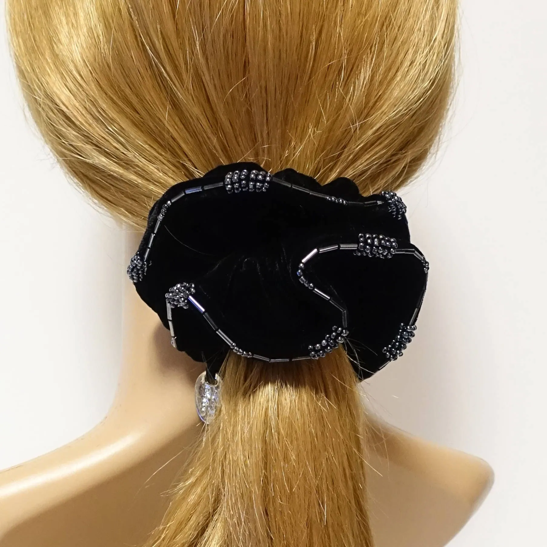 Trim Beaded Luxury velvet scrunchies Velvet Black Scrunchies for Women Hair Accessories Elastic Hair Ties