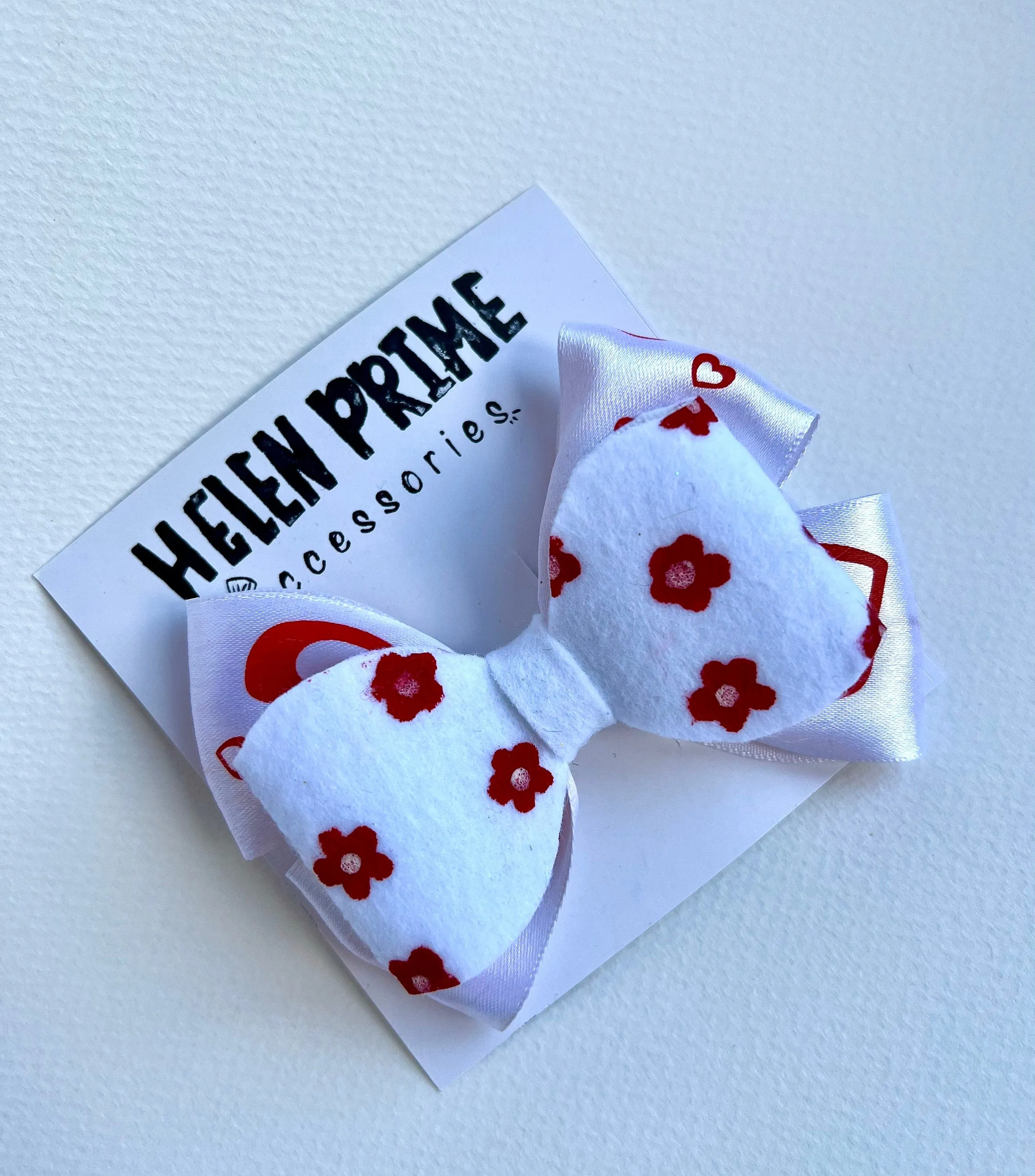 White Red Halloween Hair Bow Set with Felt Hand Painted Hearts and Flowers Pigtail Bows Pinwheel Baby Bow Hello 1st Grade Accessories